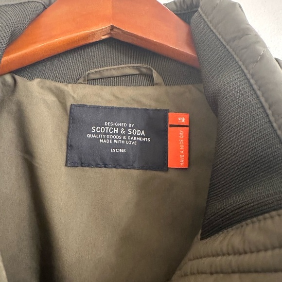 Scotch and Soda Men’s Olive Quilted Jacket Size L - Picture 2 of 3